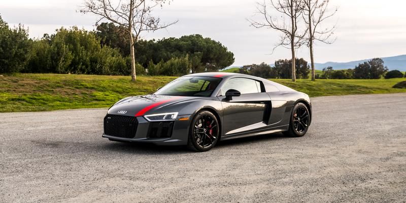 Audi R8 rental image