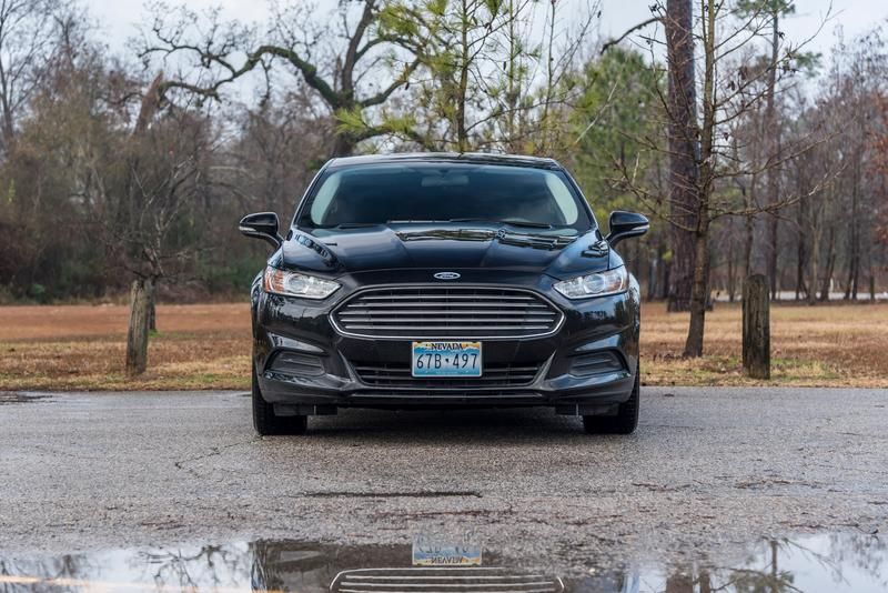 Ford Fusion Hybrid rental image