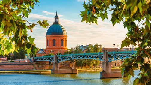 Get a rental car in Toulouse on Turo