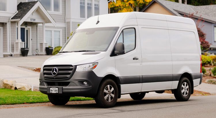 Mercedes-benz cargo van