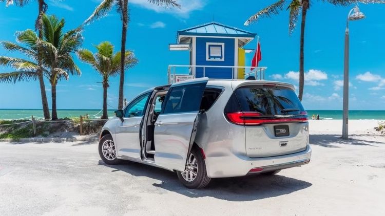 Chrysler Pacifica minivan rental on Turo