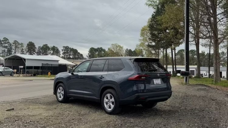 Toyota Grand Highlander Suv rental on Turo