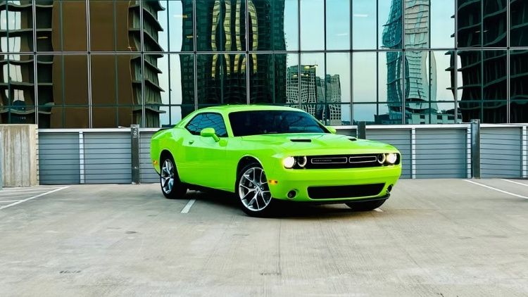 Dodge Challenger