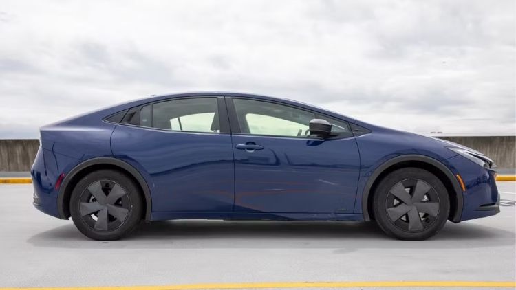 Toyota Prius 2023 •