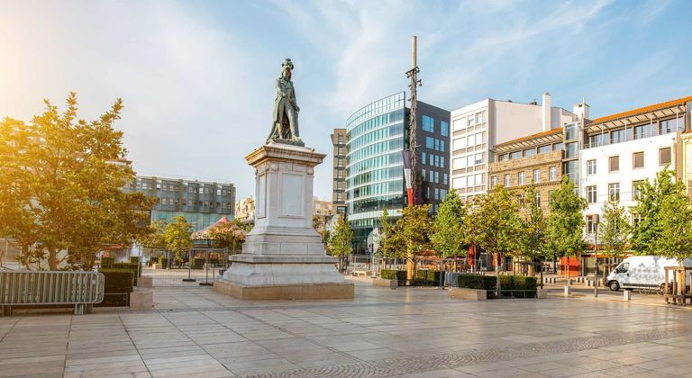 Centre-ville de Clermont-Ferrand et option de location de voiture sur Turo