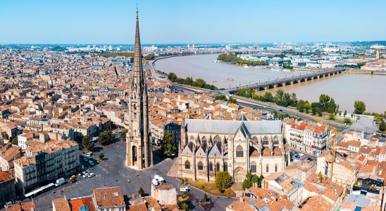 Location de SUV à Bordeaux sur Turo
