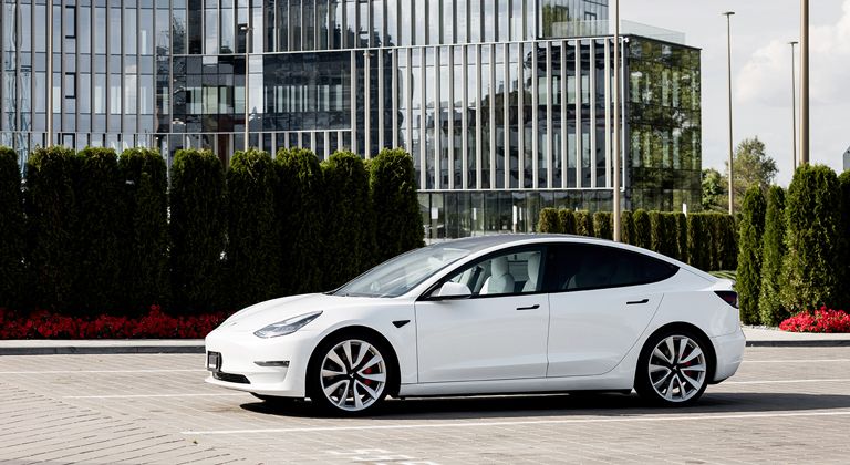 Location d'une voiture électrique sur Turo 