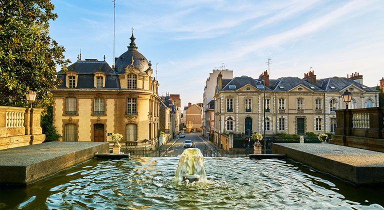 Get a rental car in Rennes on Turo