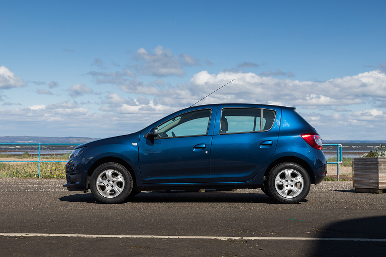 Dacia, EN