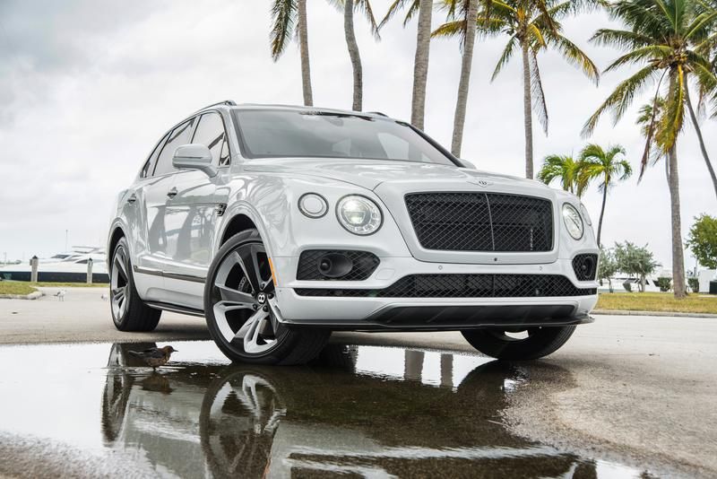 Bentley Bentayga rental image