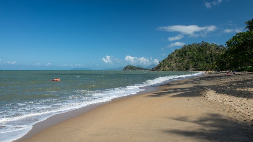Trinity Beach, Cairns, QLD, Australia