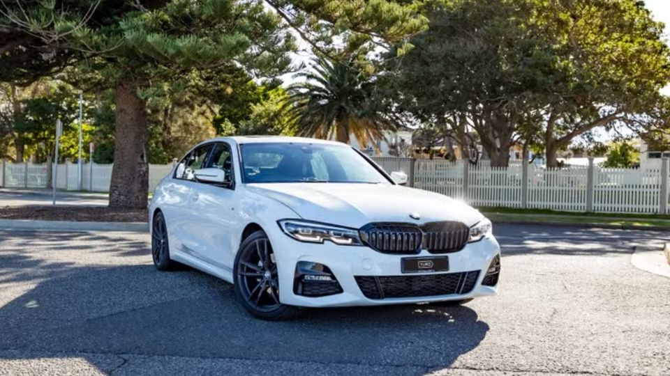 BBMW M3 car rental at Whitsunday Coast Airport on Turo