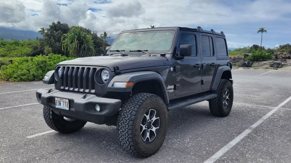 Jeep Wrangler rental in Kona, Hawaii