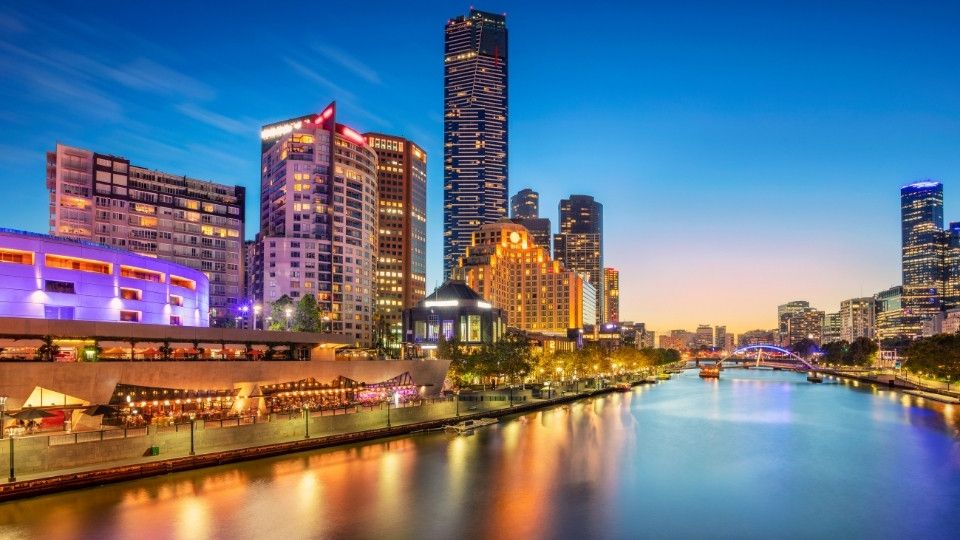 A photograph of the Melbourne CBD, a popular Melbourne car rental pickup location.