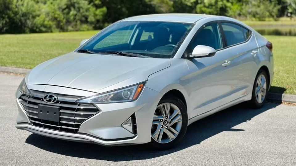 Hyundai Elantra rental in Gainesville, FL on Turo