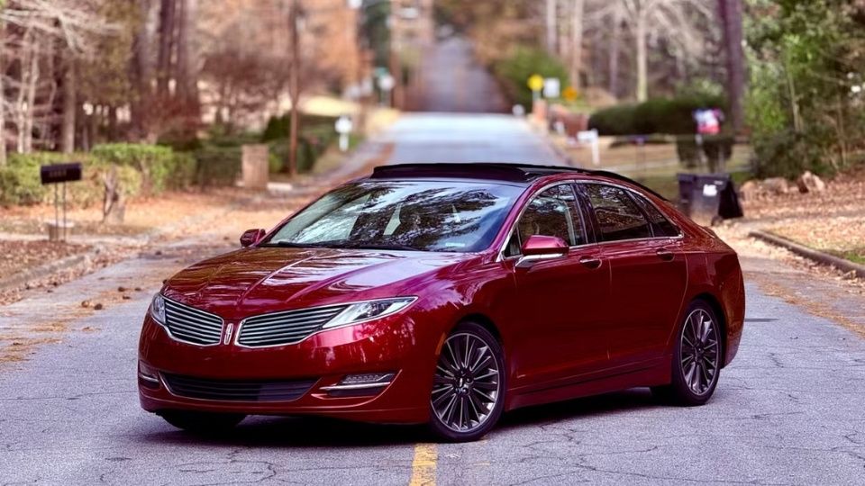 Lincoln MKZ car rental in Macon on Turo