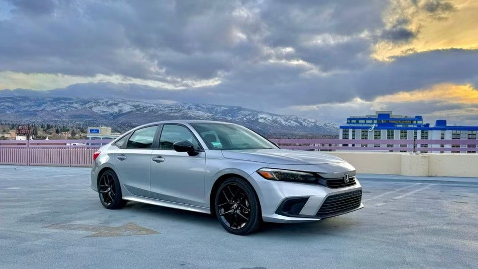 Honda Civic car rental at Reno-Tahoe International Airport on Turo