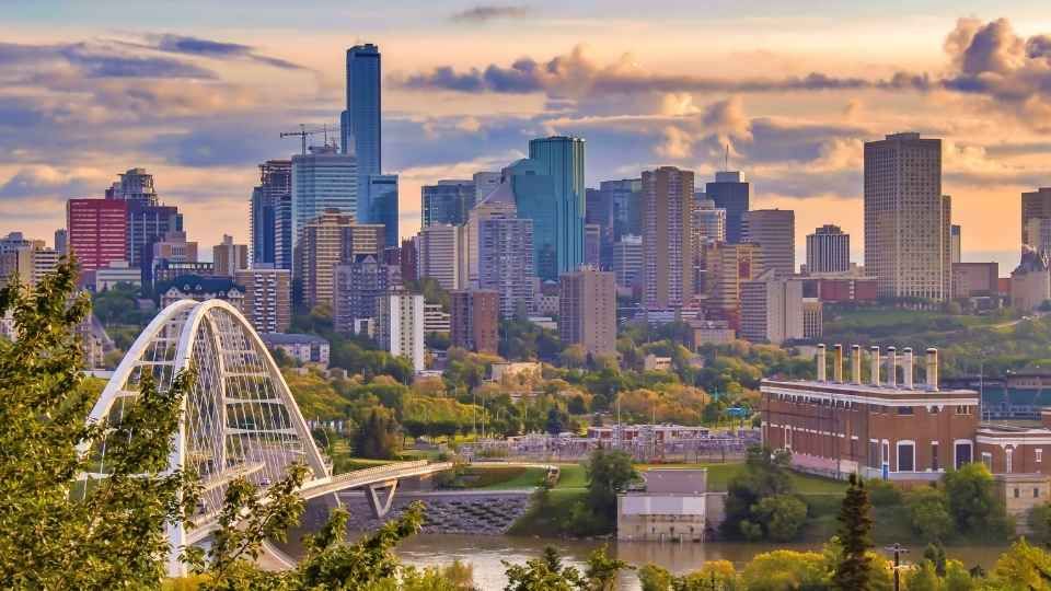 Edmonton, AB
