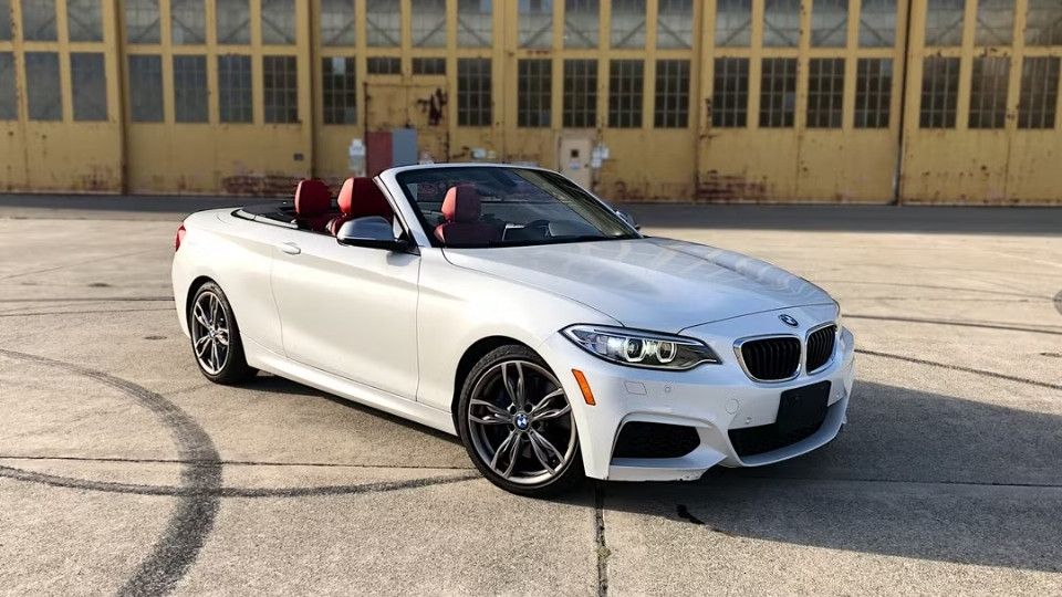 BMW 2 Series car rental Oakland, CA