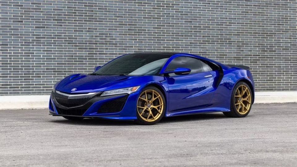 Acura NSX luxury car rental Chicago, IL