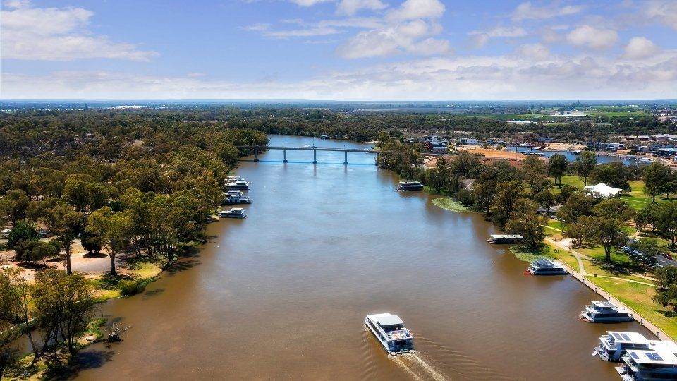 Murray waterfront Mildura, Australia