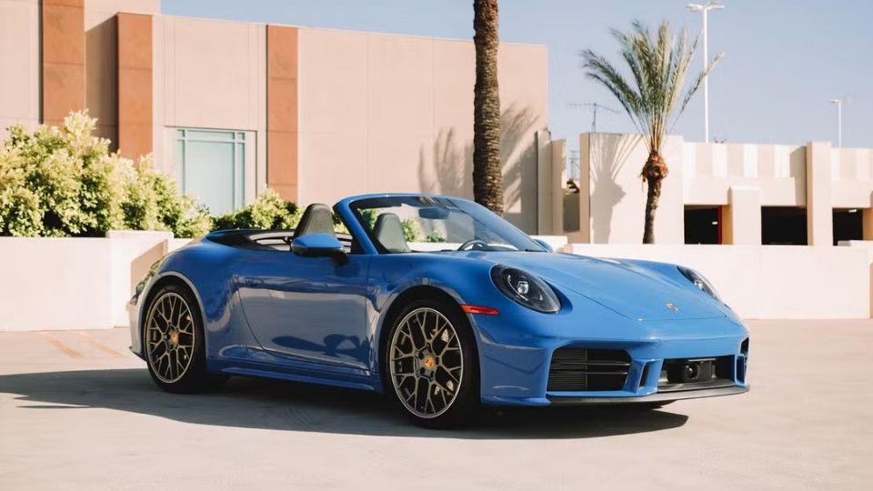 Porsche 911 car rental at Hollywood Burbank Airport on Turo