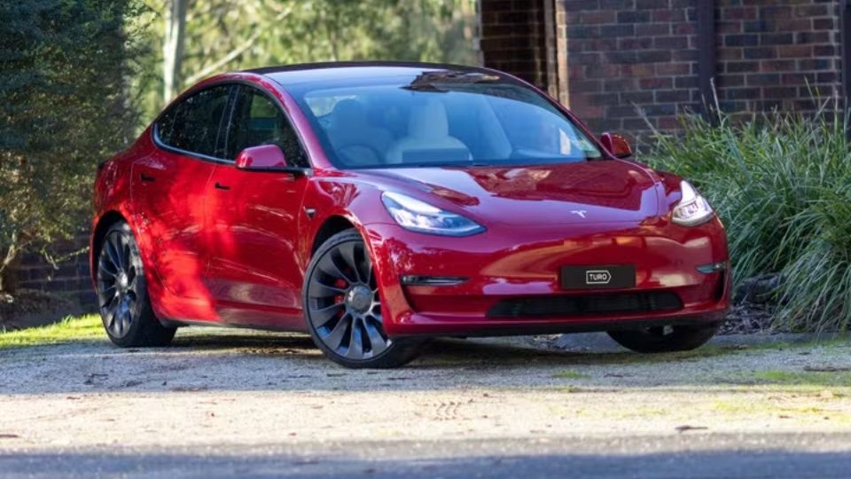 Tesla MODEL 3 car hire on Turo in Ryde