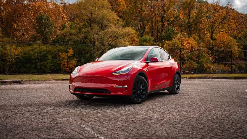 Tesla Model Y car rental in Loveland on Turo