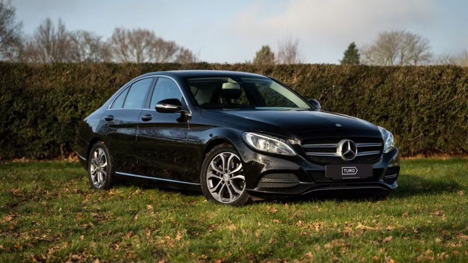 Mercedes-Benz C-Class car rental in Colchester on Turo