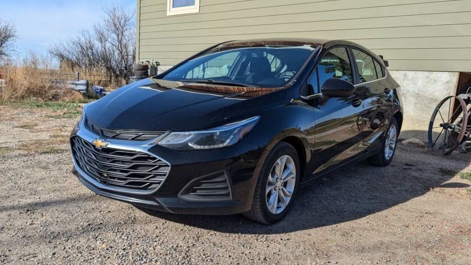 Chevrolet Cruze car rental in Scarborough on Turo