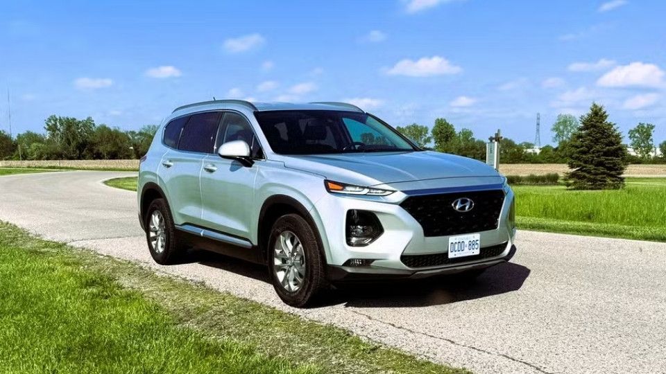 Hyundai Santa Fe car rental in London on Turo