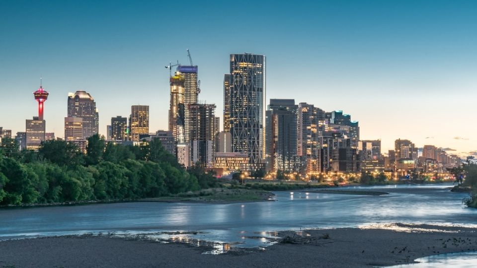 Calgary, AB 