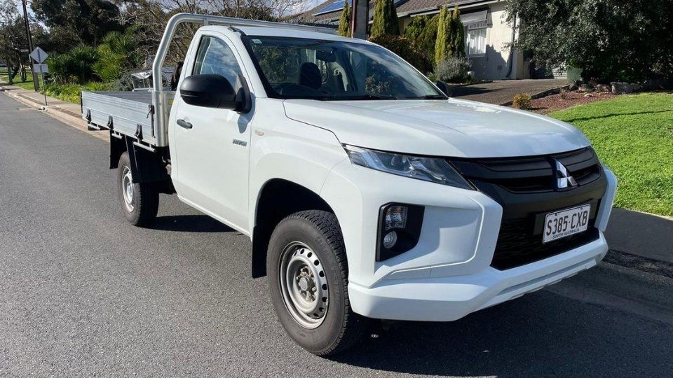 A photo of a Hyundai Staria in Pertth, a van rental option on Turo.