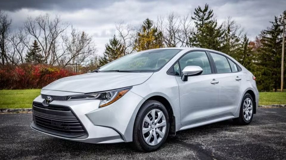 Toyota Corolla 2024 car rental Cleveland, OH