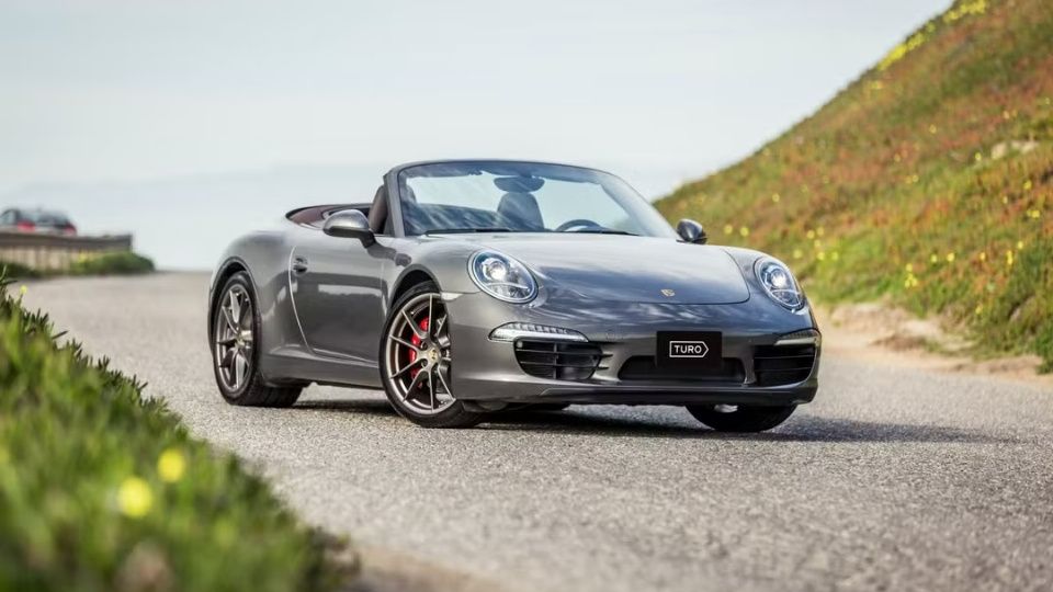Porsche 911 luxury car rental in San Francisco on Turo