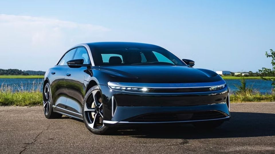 Lucid Air car rental in Wilmington on Turo