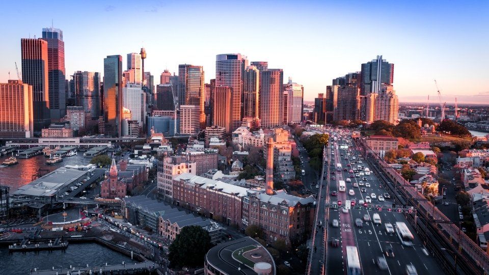 A photograph of the Melbourne CBD, a popular Melbourne car rental pickup location.