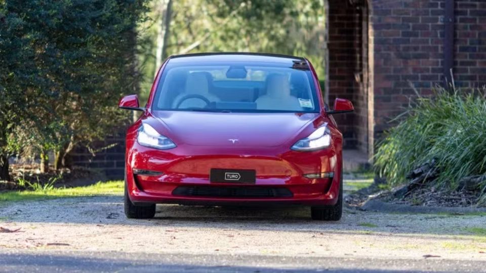 Tesla MODEL 3 car hire on Turo in Ryde