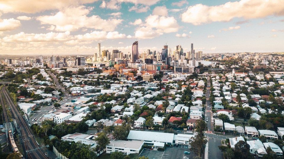 A photograph of the Melbourne CBD, a popular Melbourne car rental pickup location.