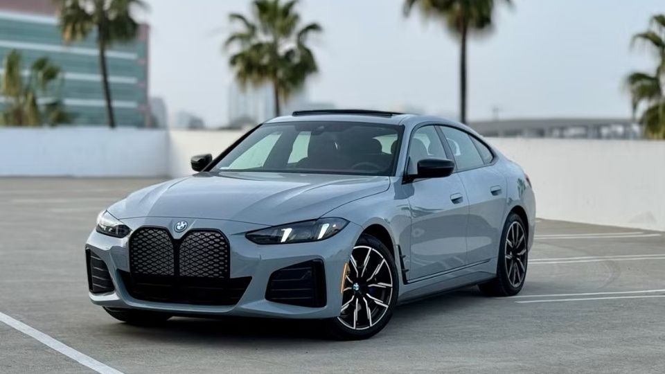 BMW i4 car rental in Santa Ana on Turo