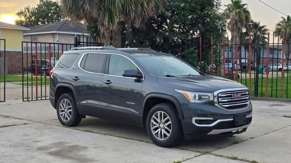 GMC Acadia car rental in Slidell on Turo