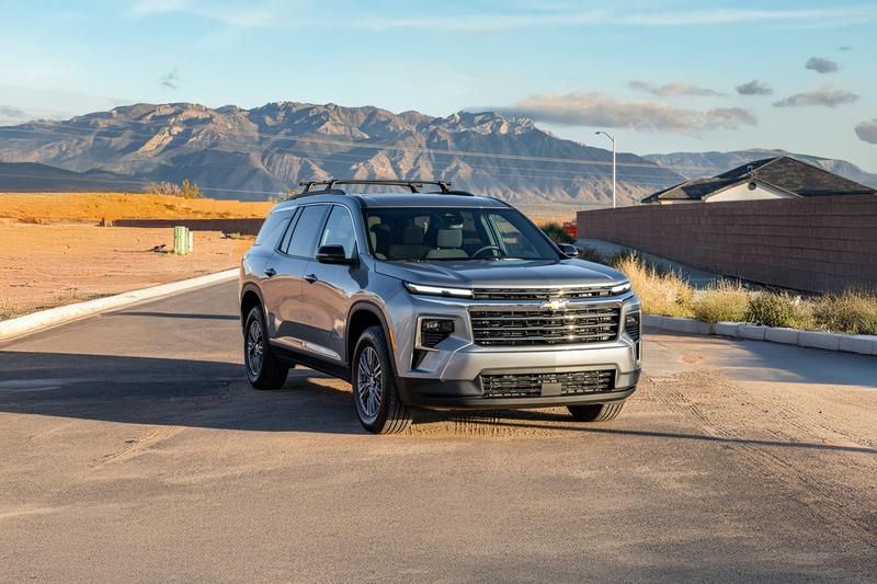Chevrolet Traverse rental image