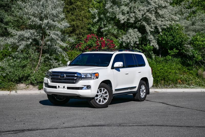 Toyota Land Cruiser rental image