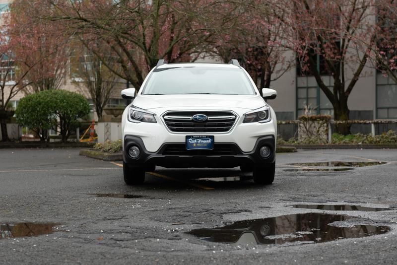 Subaru Outback rental image